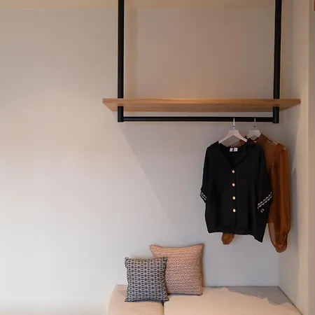 Portiani Adamantas (Milos)