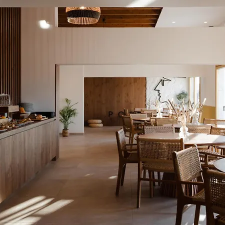 Hotel Portiani Adamantas (Milos)