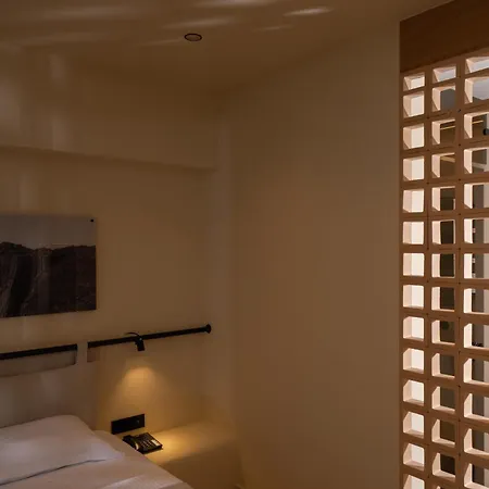 Hotel Portiani *