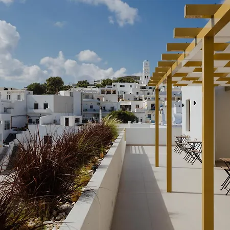 Portiani Hotel Adamantas (Milos)