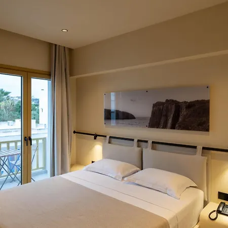 Portiani * Adamantas (Milos)