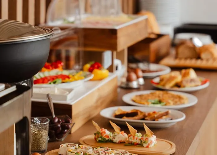 Portiani Otel Adamantas (Milos)