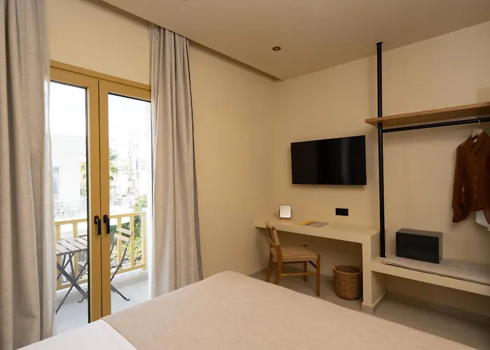 Otel Portiani Adamantas (Milos)